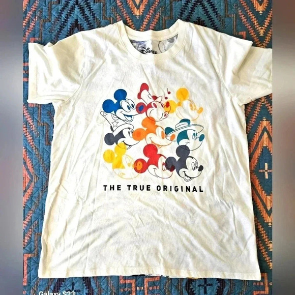 Disney/ Micky Mouse‎ shirt - Picture 1 of 5